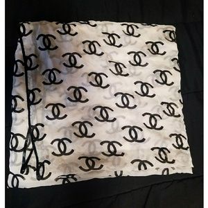 CHANEL scarf